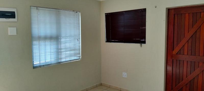 2 Bedroom Property for Sale in Malibu Village Western Cape